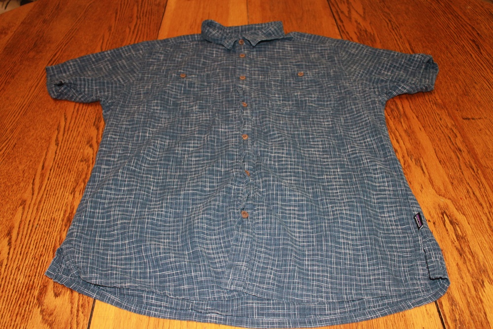 Patagonia Shirt Mens Large Short Sleeve Button Up Lightweight Casual Outdoors